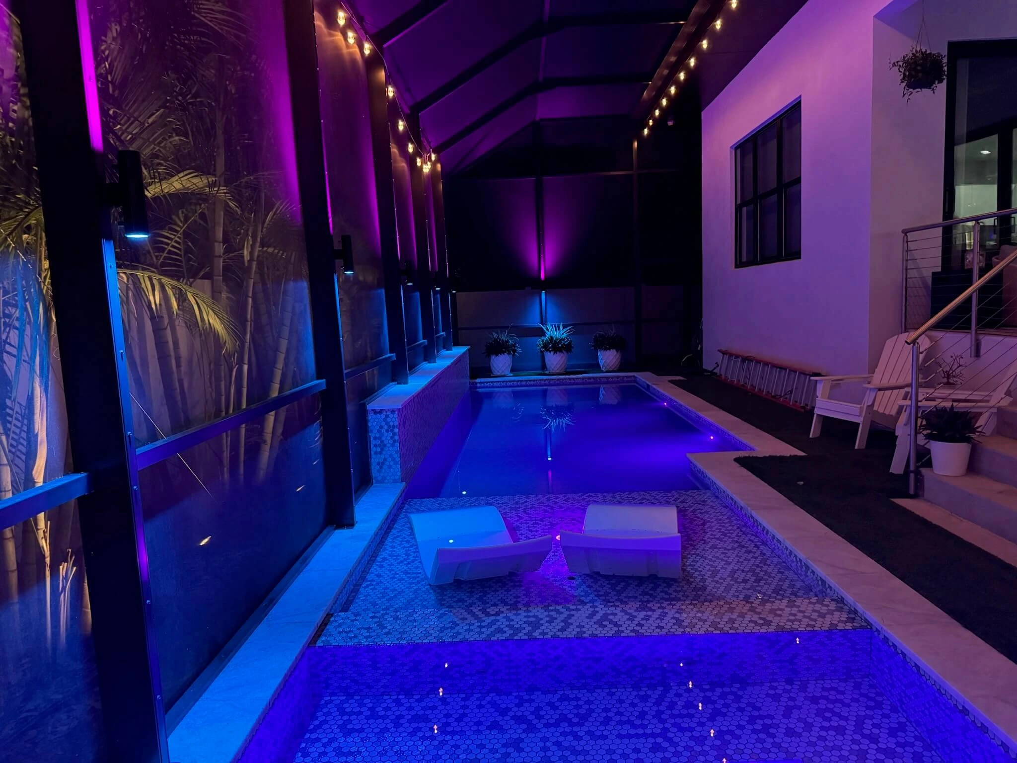 Color-changing pool cage lighting